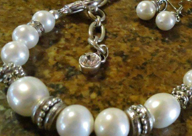 Bracelet. Shell Pearl Bracelet